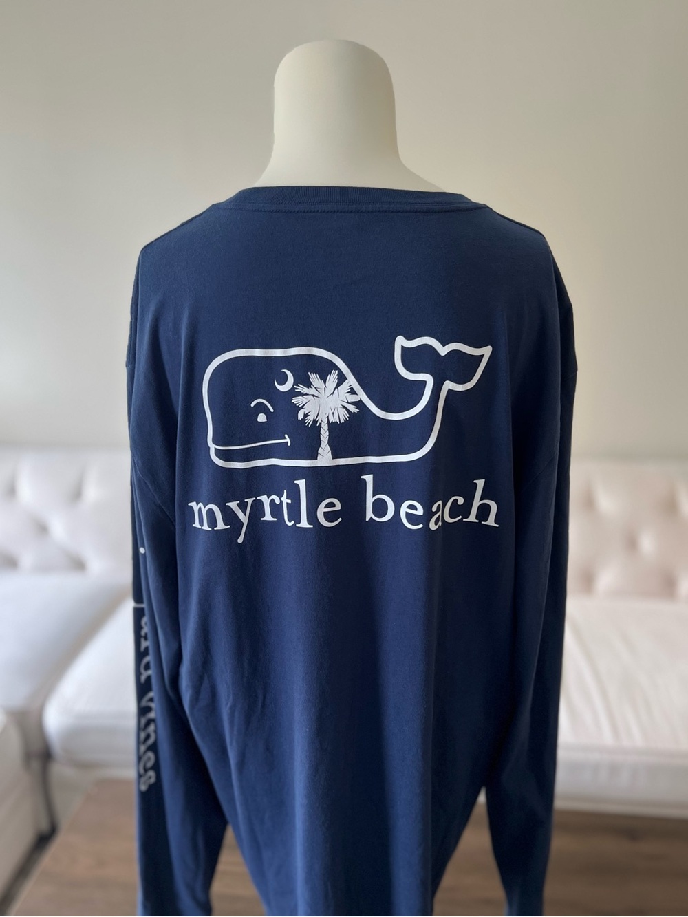 Vineyard Vines Navy Long-Sleeve Pocket Tee with White Whale Logo Myrtle Beach - Picture 2 of 7